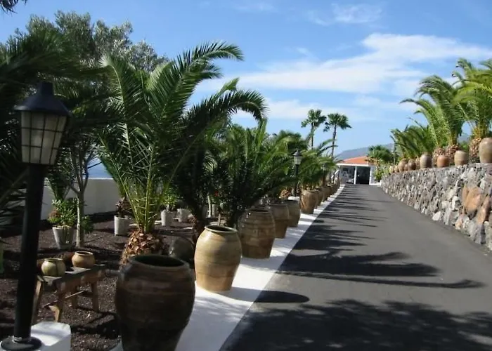 Parlour-uvi By Interhome *